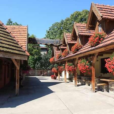 Hotel Restauracja Pustelnik Wisla Mala Exteriör bild