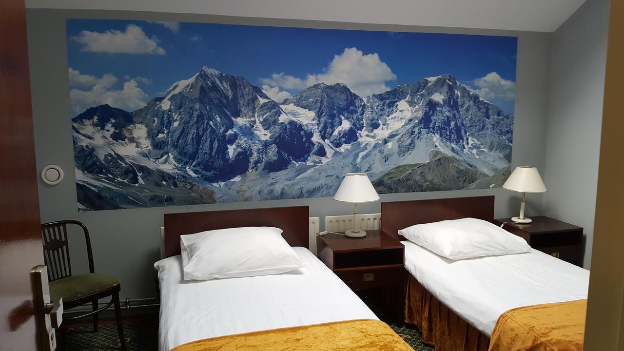Hotel Restauracja Pustelnik Wisla Mala Exteriör bild