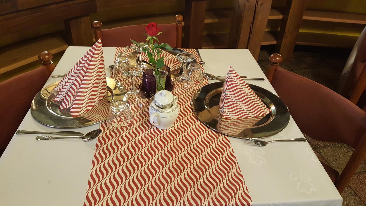 Hotel Restauracja Pustelnik Wisla Mala Exteriör bild